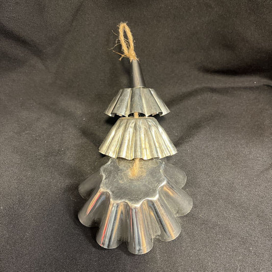 Tart Tin & Cork Tree Ornament