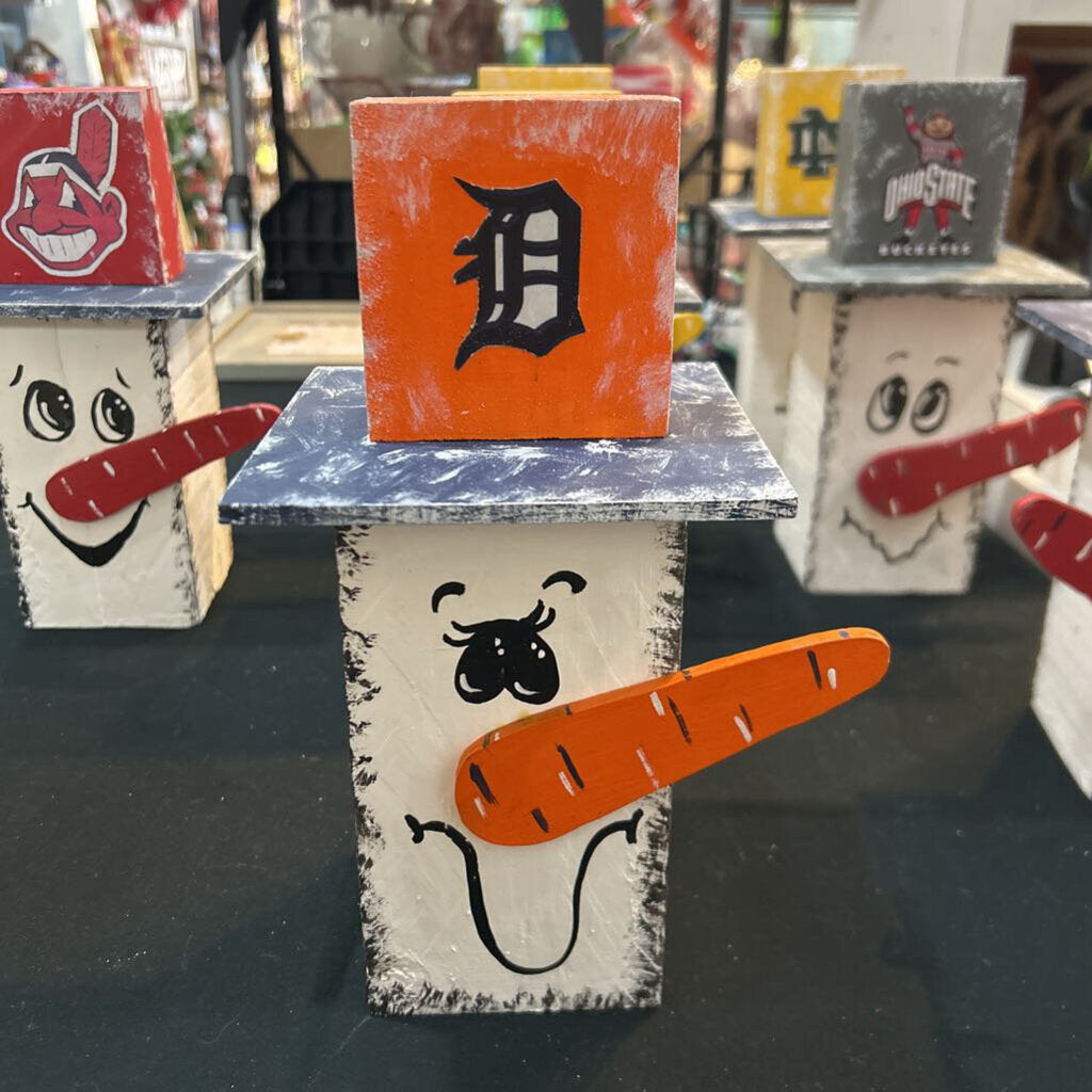 Detroit Tigers Timber Snowman