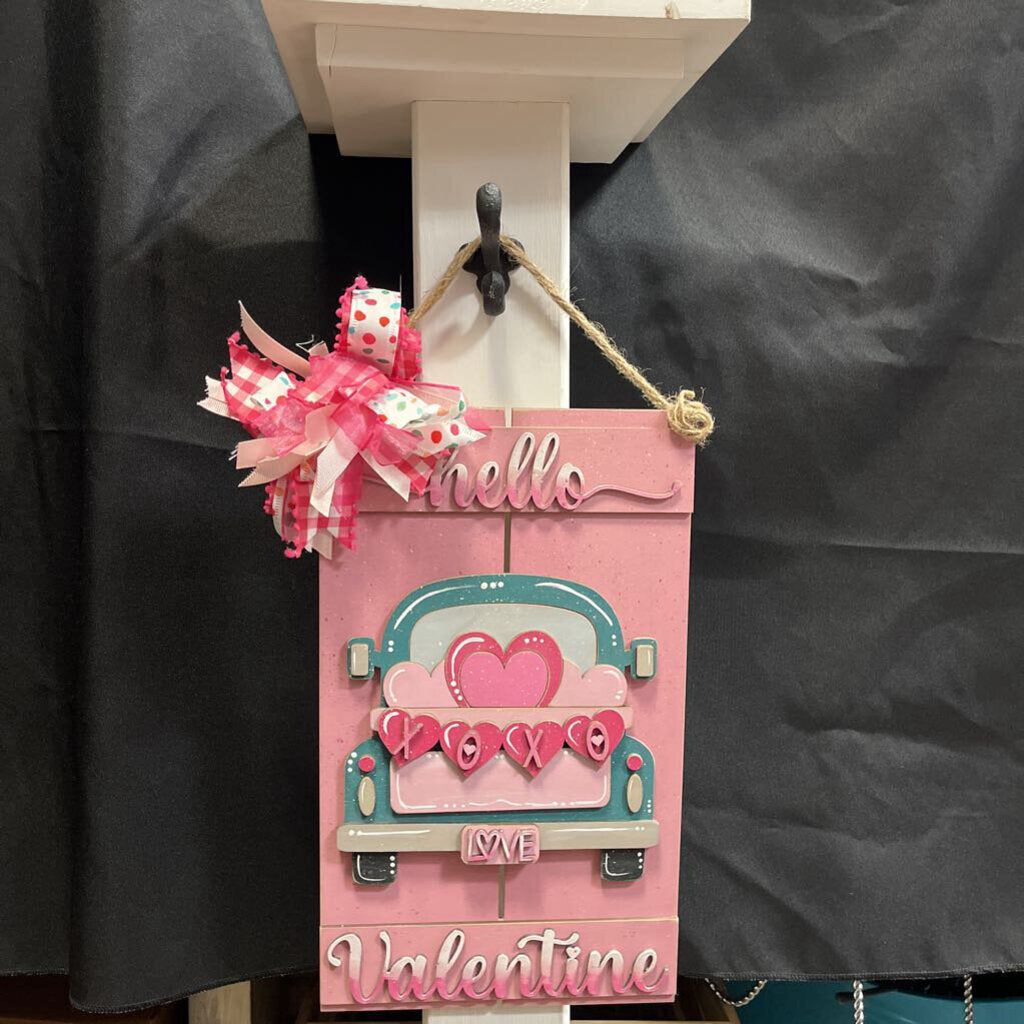 Valentine Truck Pallet Sign