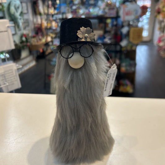 Gnome Cousin It