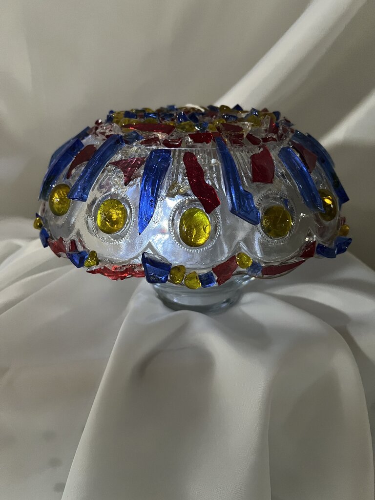 Solar Lantern Blue, Red, Yellow with Glass 5x10in