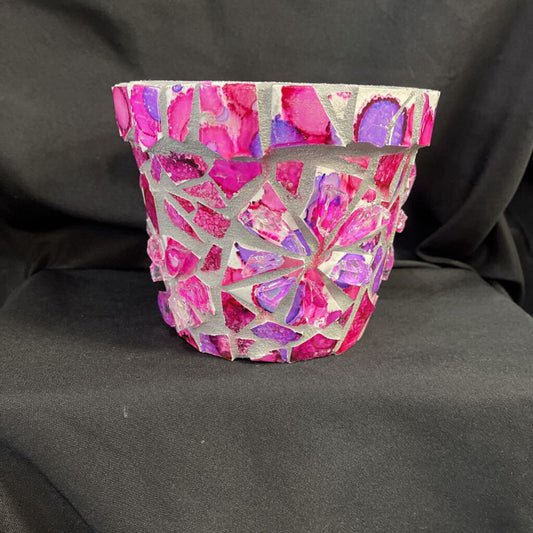 Mosaic 6" pot, floral, pink color, grey grout