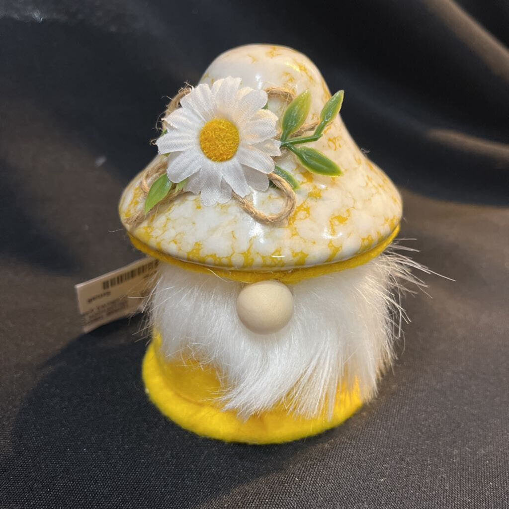 Mushroom Gnome (yellow)