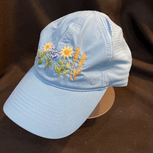 Calia (blue hat, 3 flowers, 6 stems)