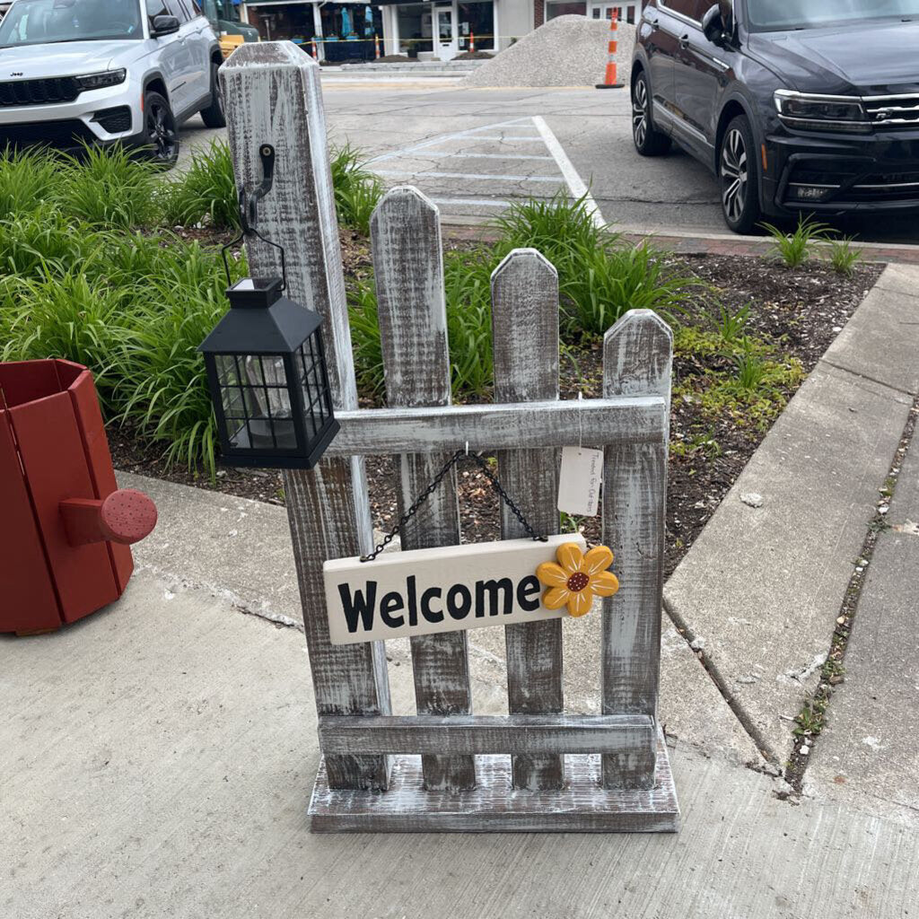 Welcome Fence (aged white, treated for outdoors)