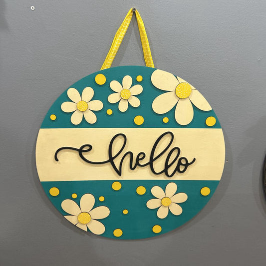 Door Hanger Hello Daisys 19"