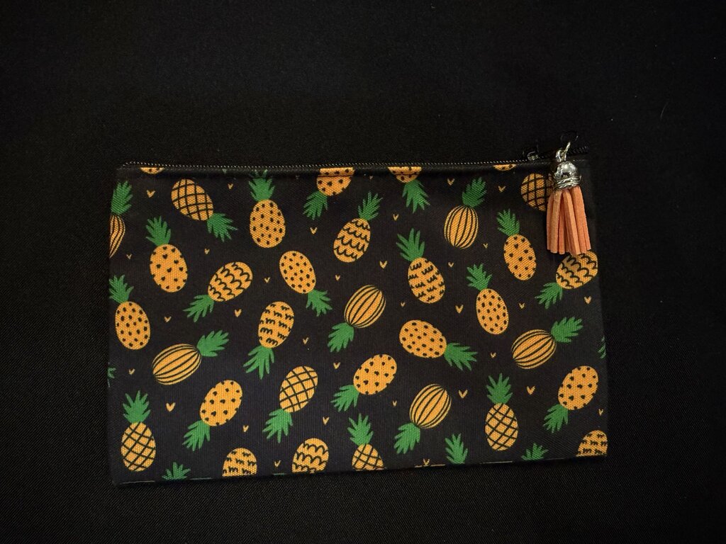 Black Pineapple Zipper Pouch