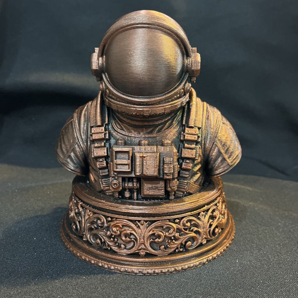 3D Statue (bronze) Astronaut
