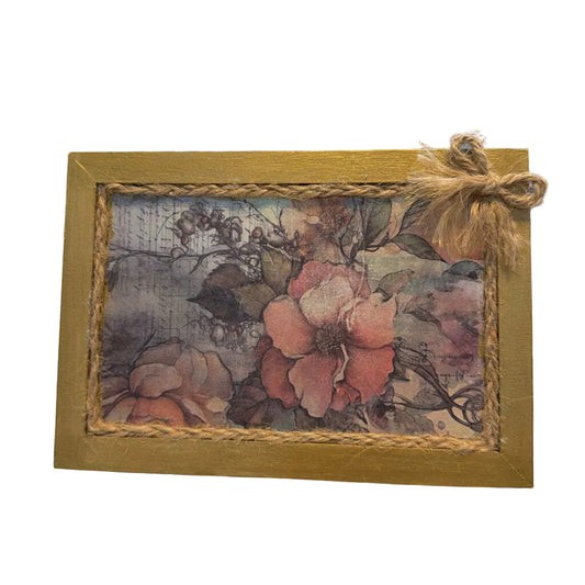 Small Picture Gold Frame