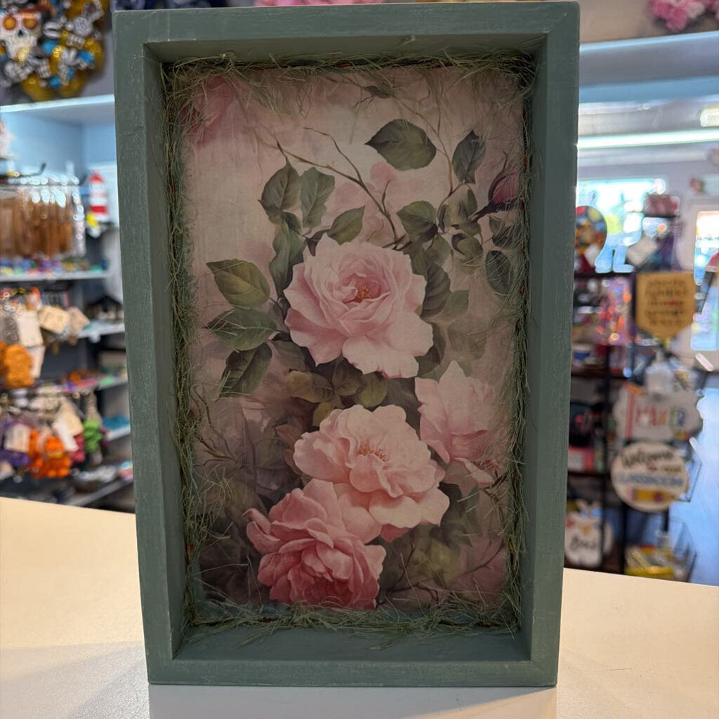 Large Picture Green Frame