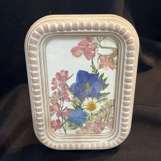 4x6 Wood Beaded Frame with Pressed Flowers