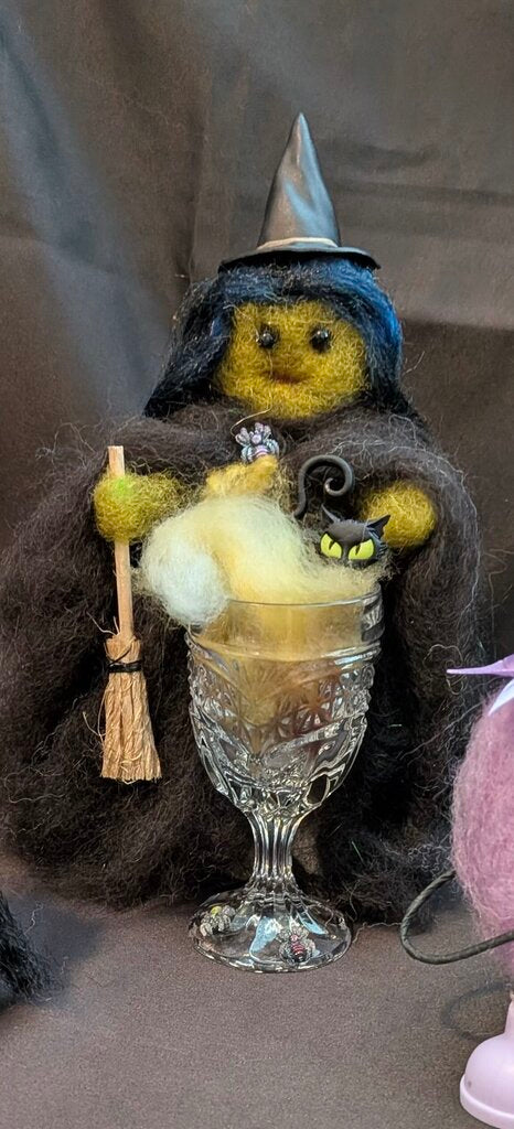 Witch w/glass Cauldron