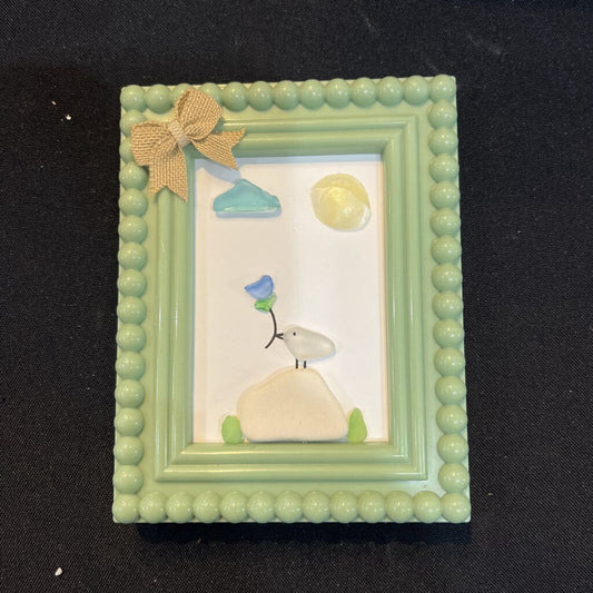 Small Green Frame Bird on Stone w/Flower