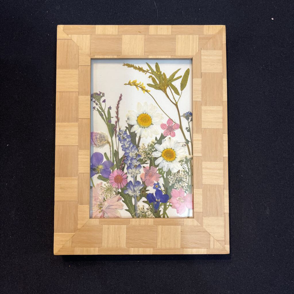 Pressed Wild Flowers (wooden basket weaved frame)