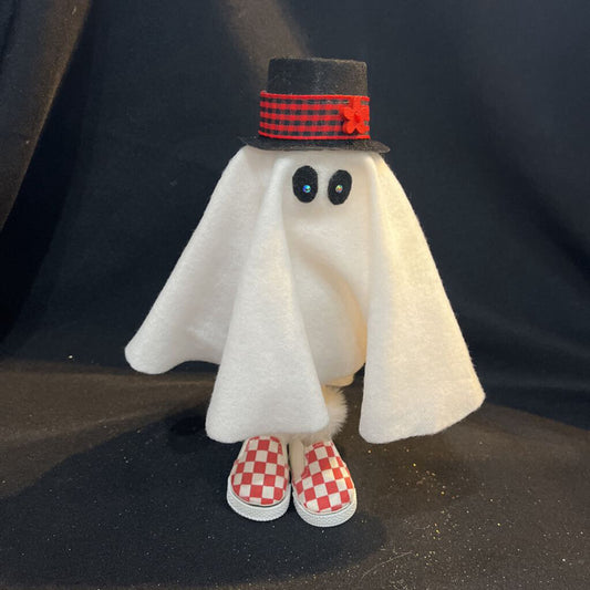 Ghost w/Top Hat (red/white/black, sm)