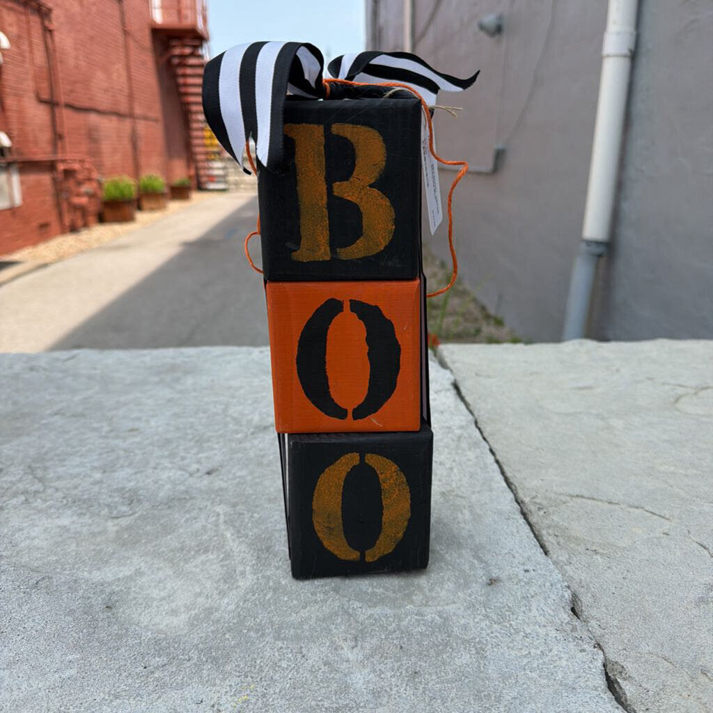 Stacking Boo