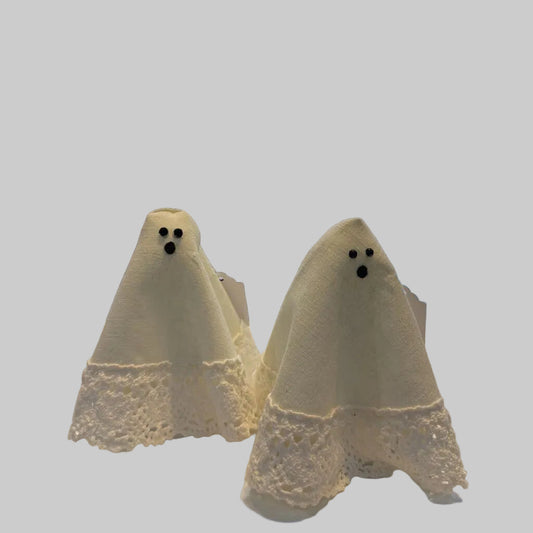 Small Doily Ghost