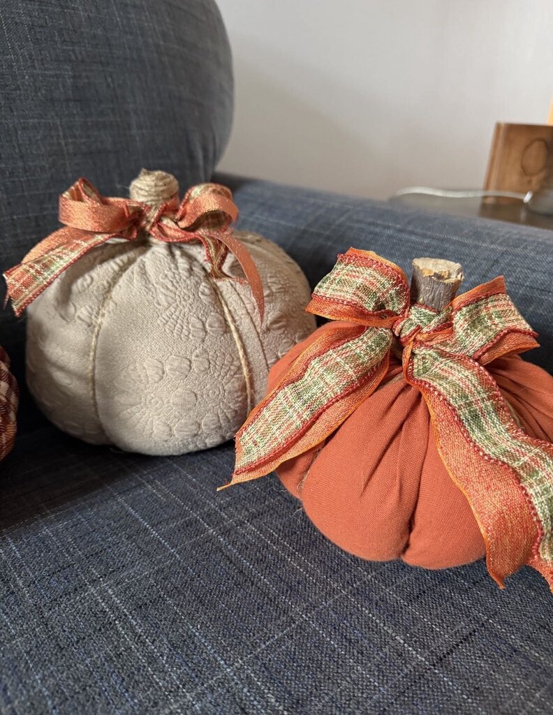 Medium Fabric Tan Pumpkin