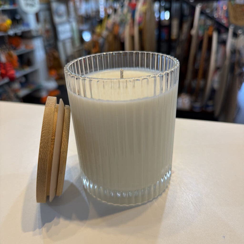 Glass Candle Apple Crumble 11oz