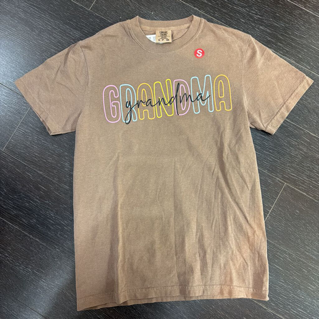 Grandma CC T-shirt