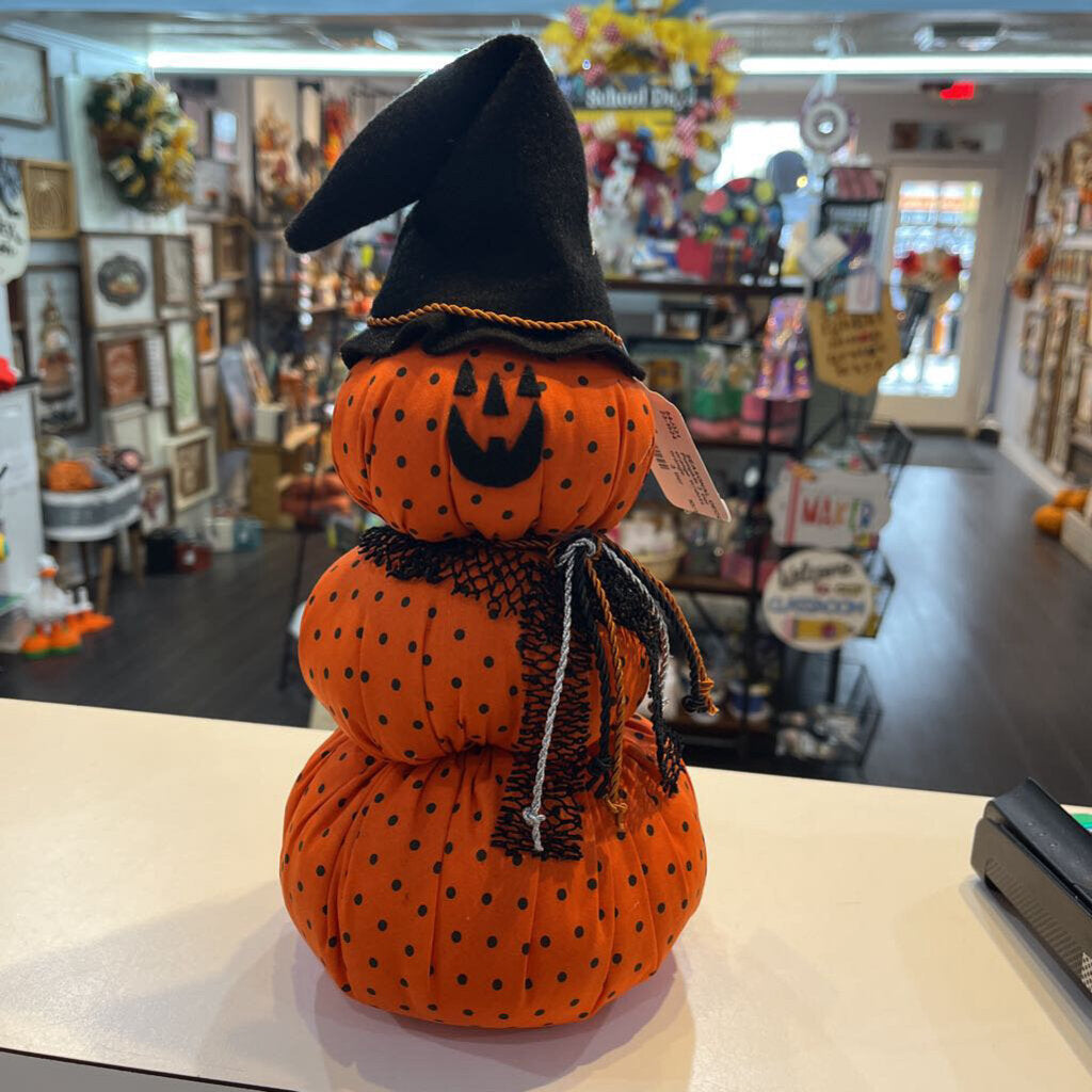 Pumpkin 3 tier orange w/dots